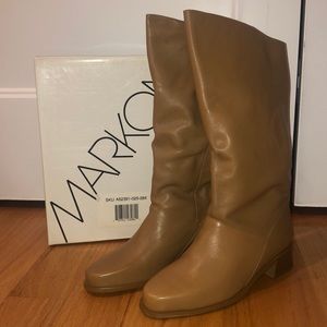 Markon Leather Round Toe Scrunch Boots